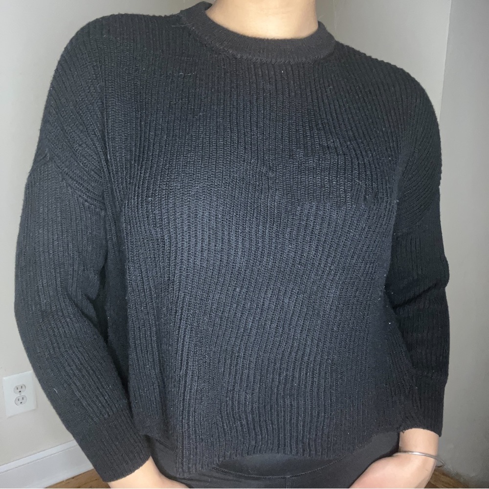 Light Knit Sweater